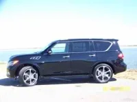 2011 QX56 with 24's from Giovanna 040.webp